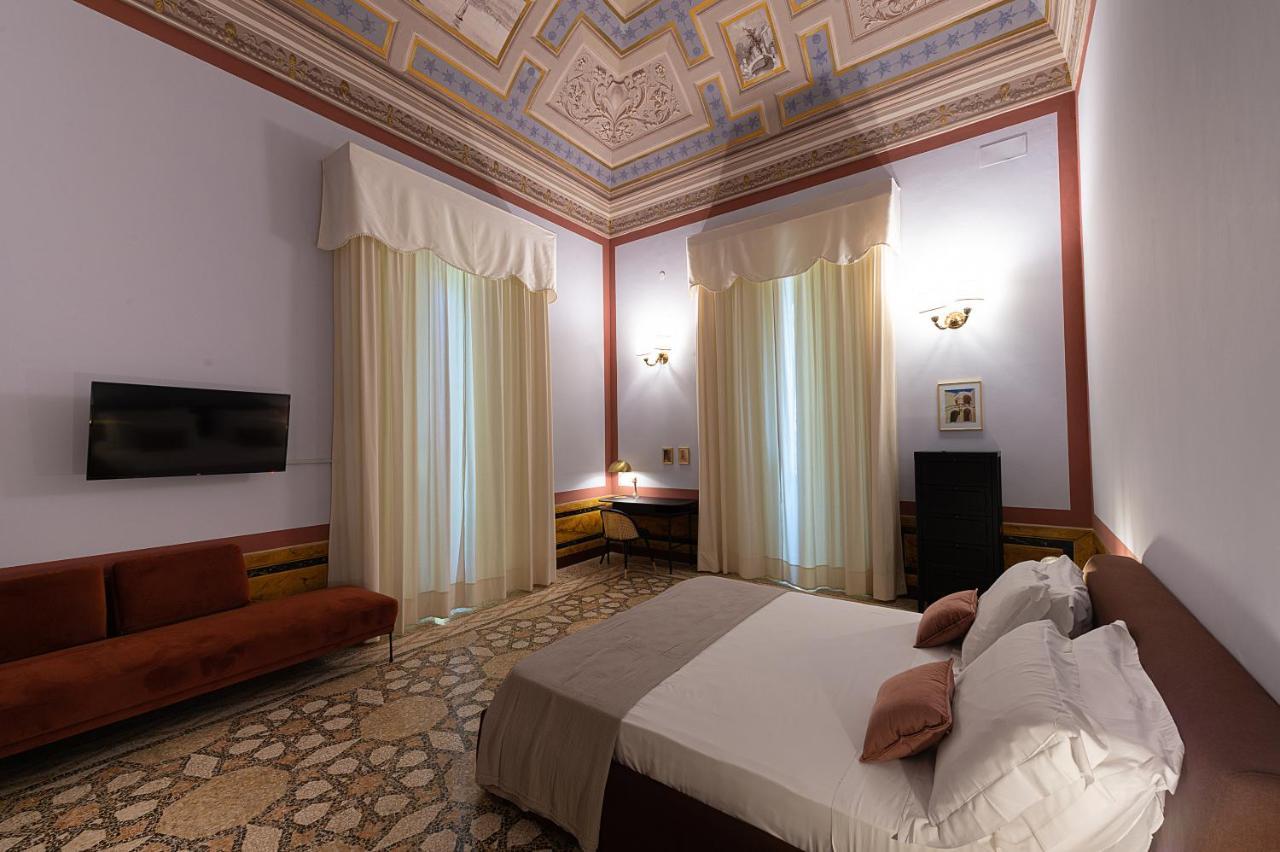 مبيت وإفطار Aradeo Palazzo Francesco Grassi المظهر الخارجي الصورة
