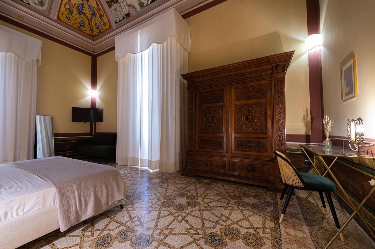 مبيت وإفطار Aradeo Palazzo Francesco Grassi المظهر الخارجي الصورة