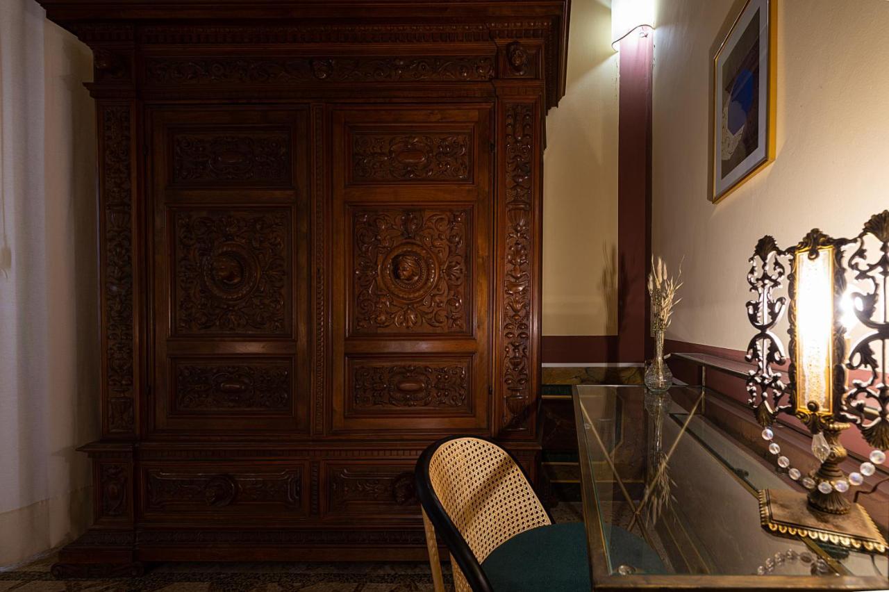 مبيت وإفطار Aradeo Palazzo Francesco Grassi المظهر الخارجي الصورة