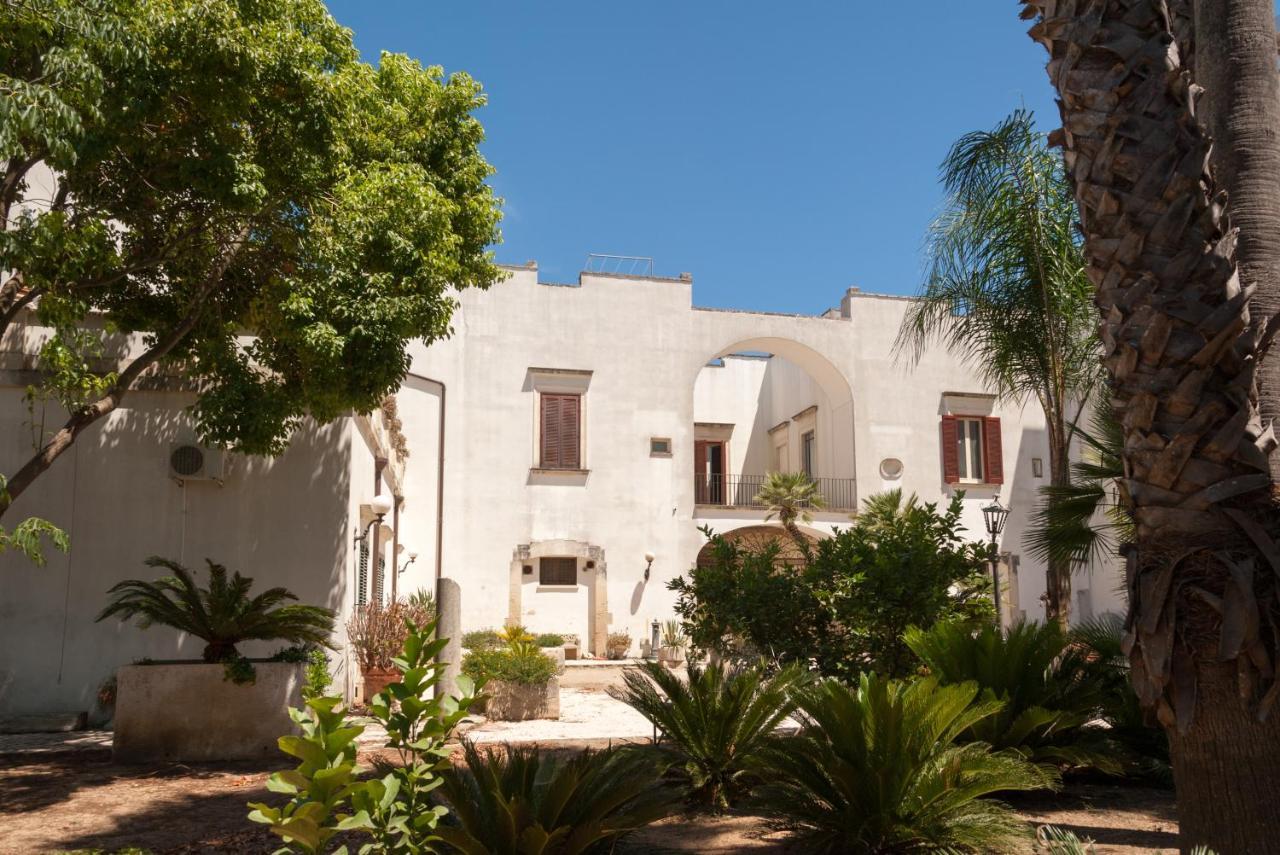 مبيت وإفطار Aradeo Palazzo Francesco Grassi المظهر الخارجي الصورة